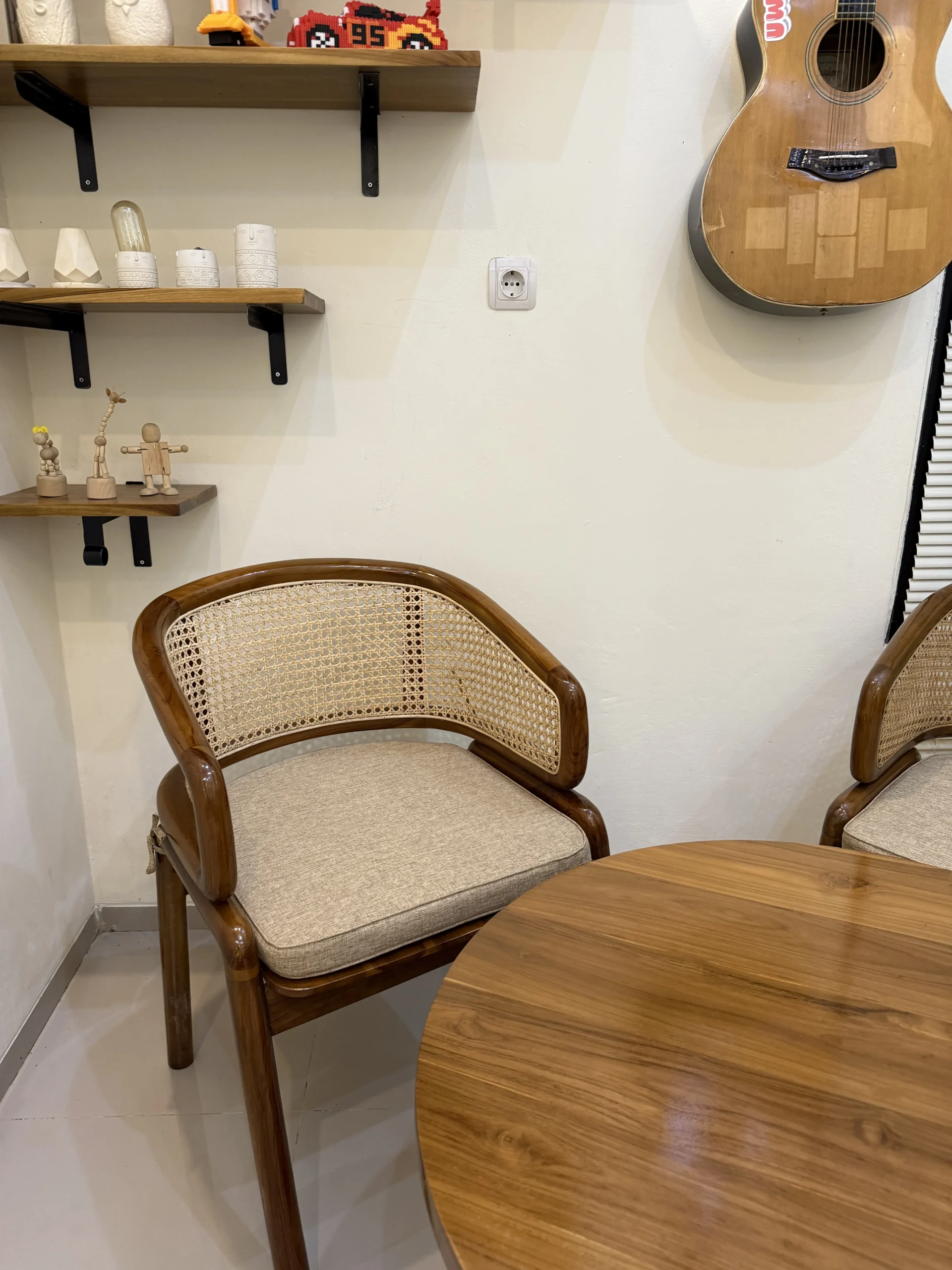 Kursi Teras Cleopatra Grade A Kayu Jati Perhutani Grade A Meja Bundar Diameter 80cm - Image 5