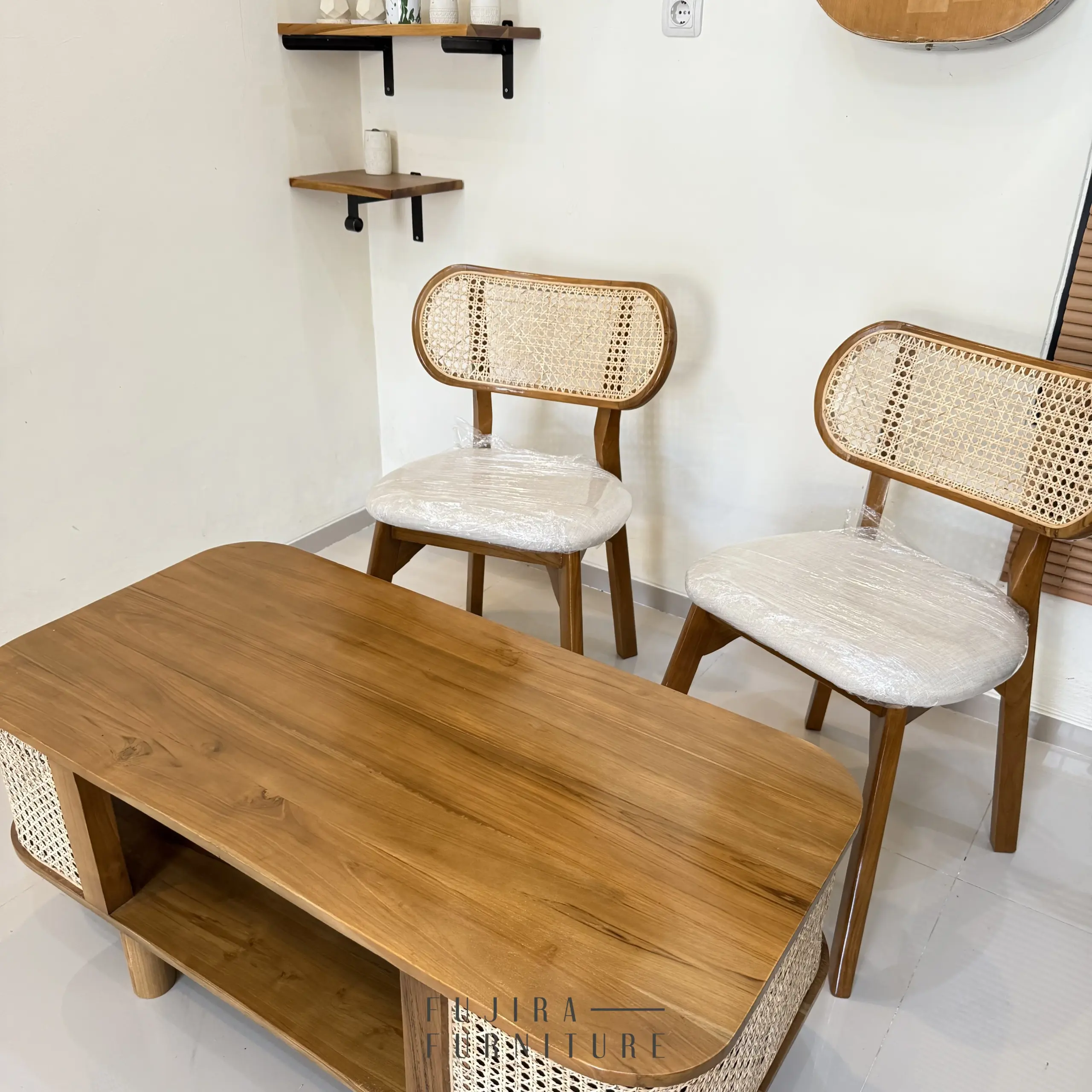 Set Teras / Cafe Kursi Sandaran Lebar + Meja Premium - Image 4