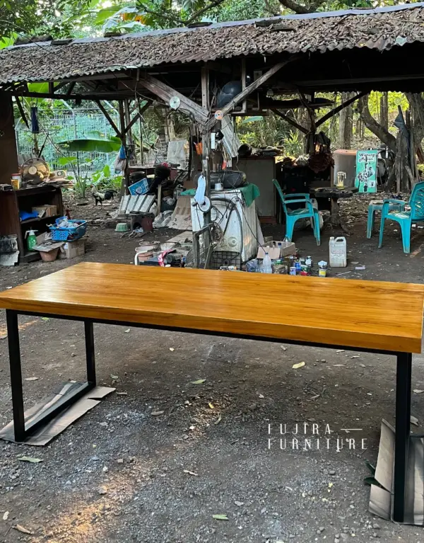 Meja Besi Daun Meja Kayu Jati Model 1